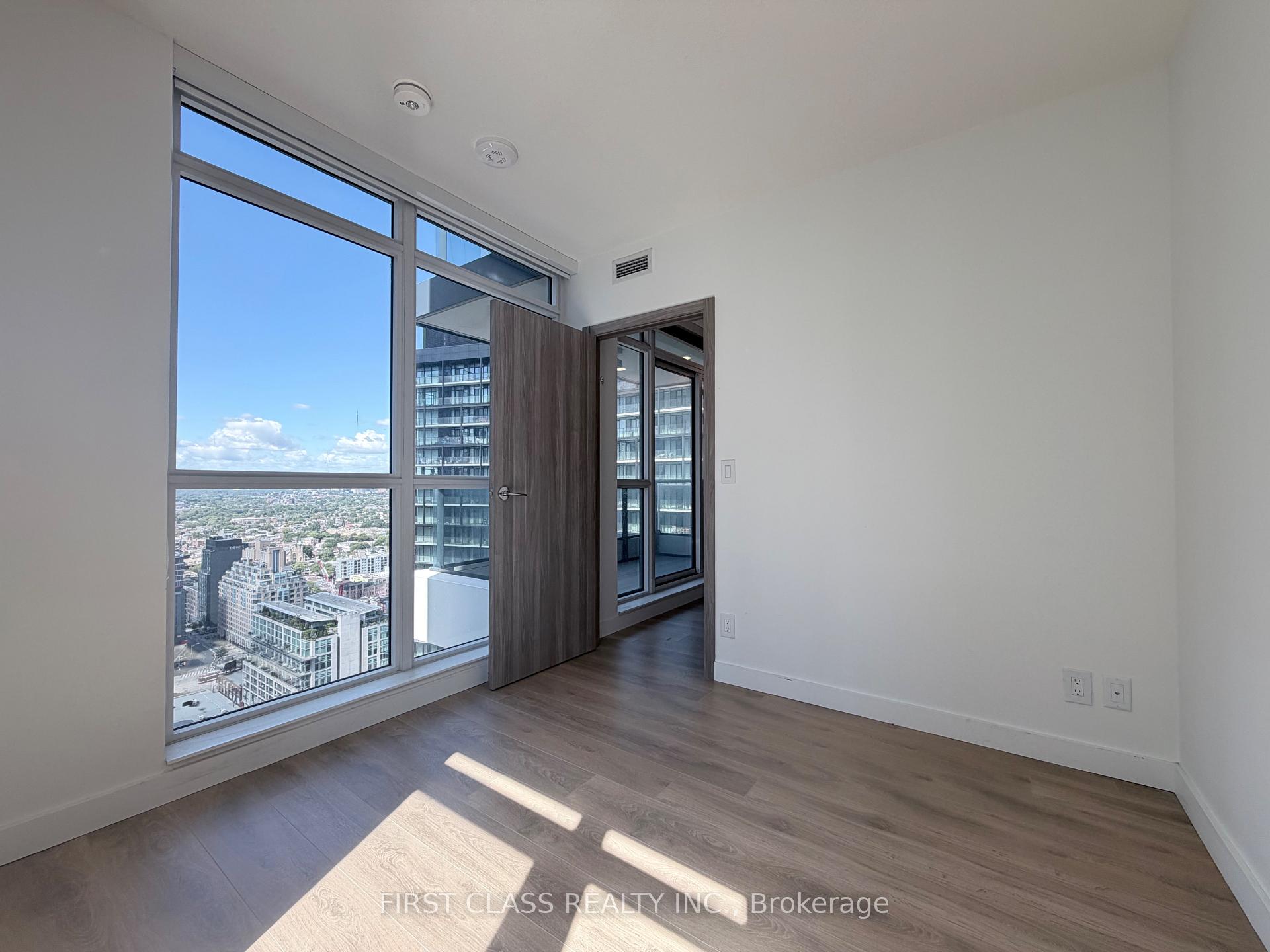 Photo 8 of Unit 3907, 38 Widmer Street, Toronto, Waterfront Communities — HOMEH