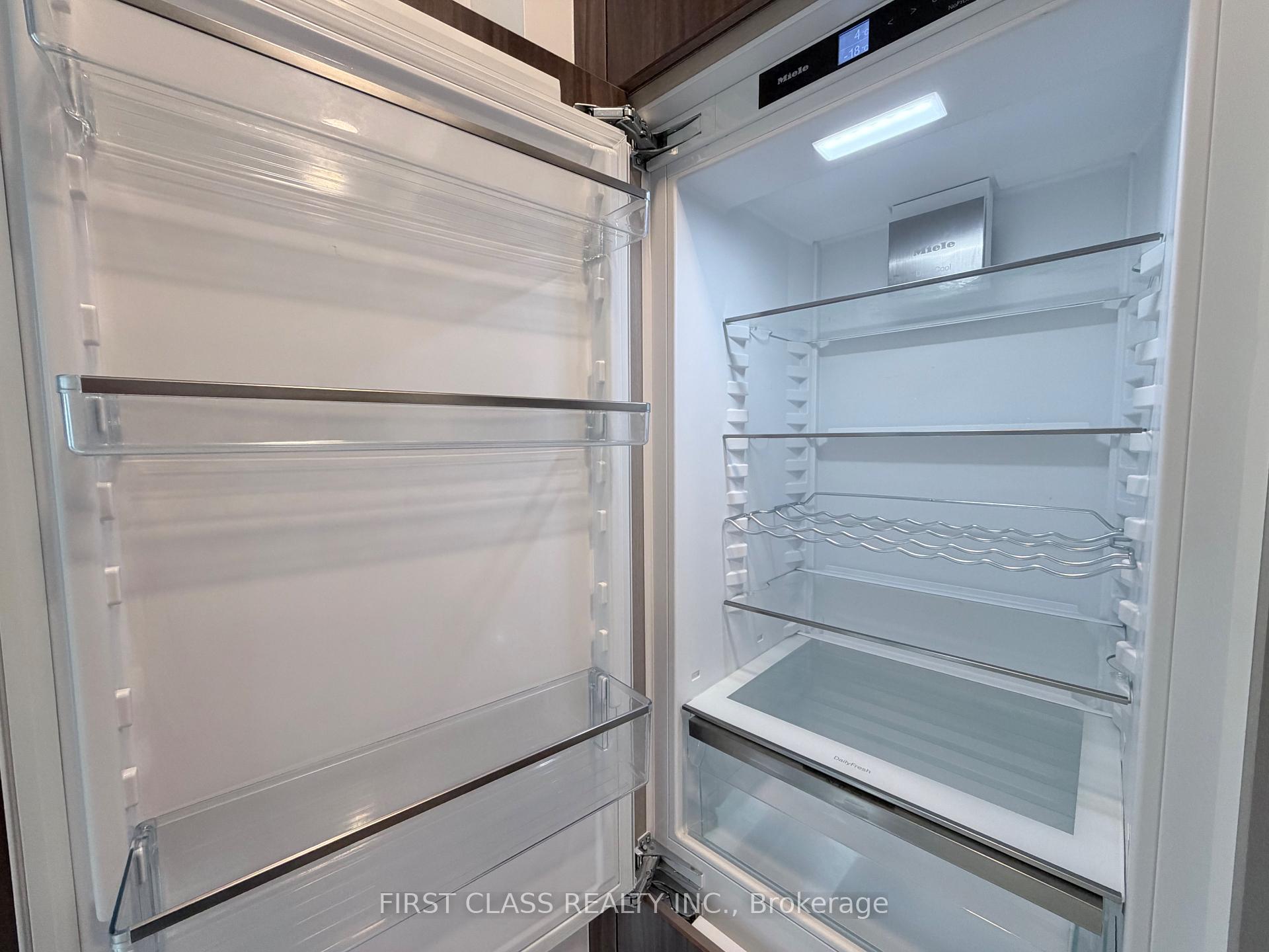 Photo 9 of Unit 3907, 38 Widmer Street, Toronto, Waterfront Communities — HOMEH