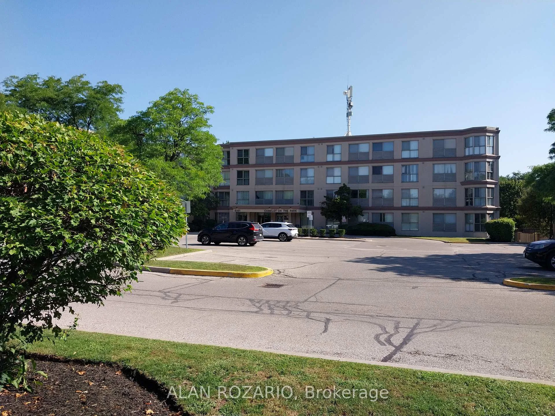 Photo of Unit 103, 8351 Mclaughlin Road S