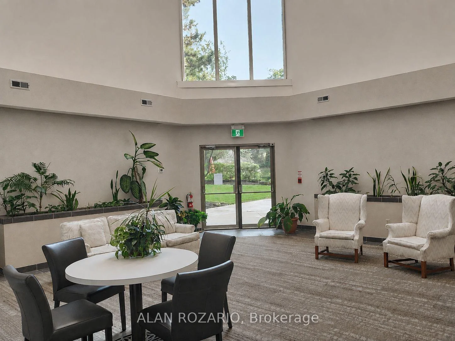 Photo 22 of Unit 103, 8351 Mclaughlin Road S, Brampton, Brampton South — HOMEH