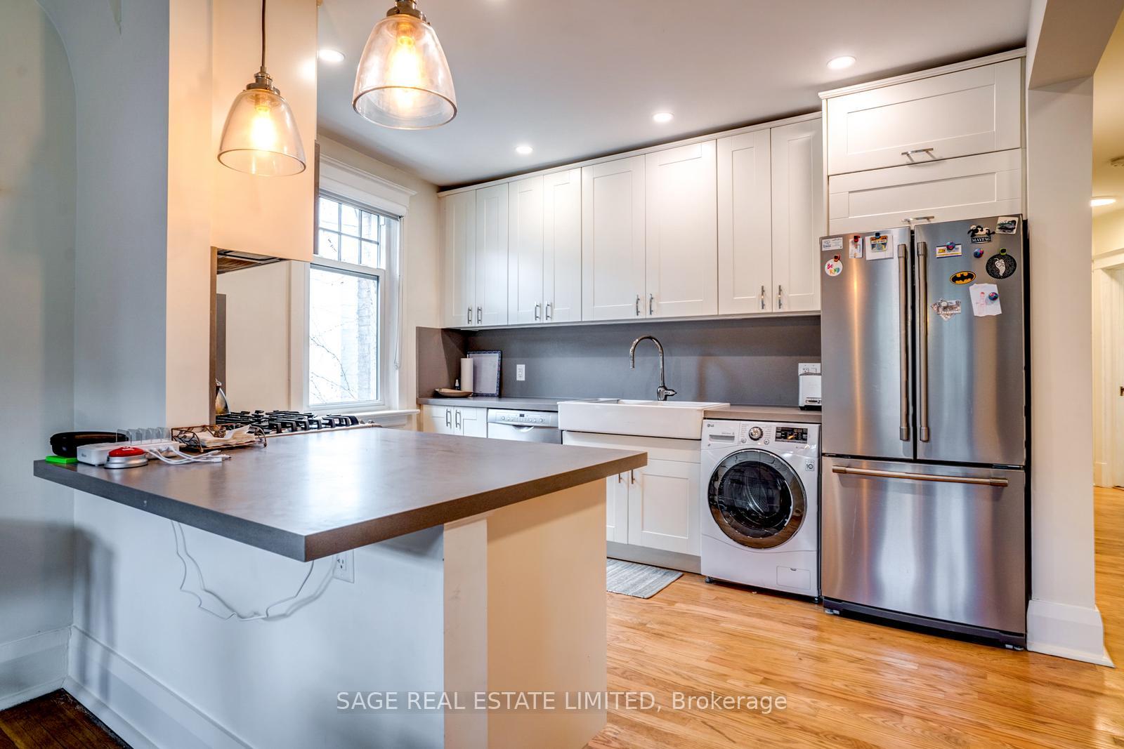 Photo 12 of Unit 8, 3 Lonsdale Road, Toronto, Yonge-St. Clair — HOMEH