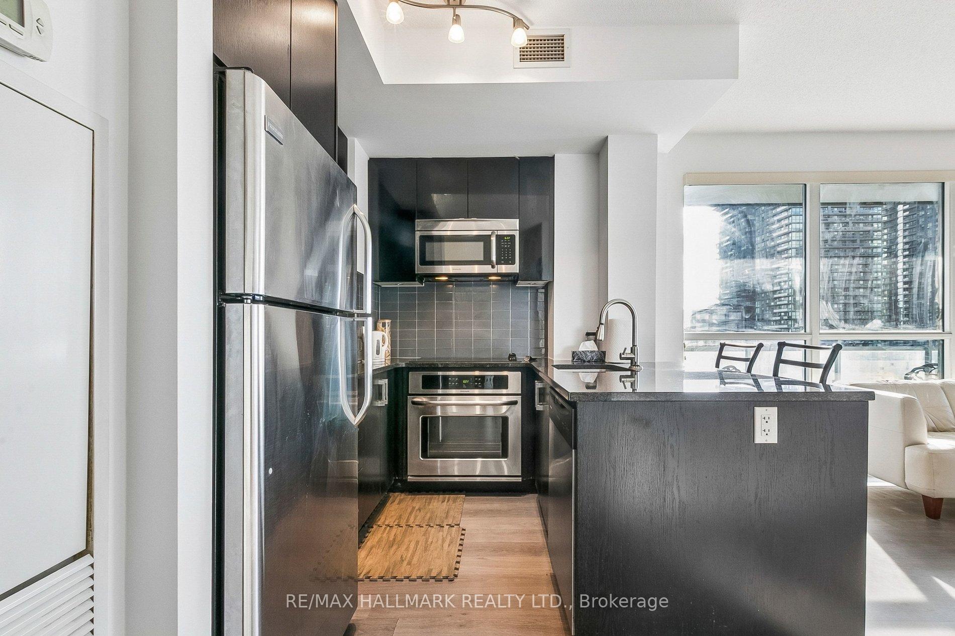 Photo 18 of Unit 1212, 98 Lillian Street, Toronto, Mount Pleasant West — HOMEH