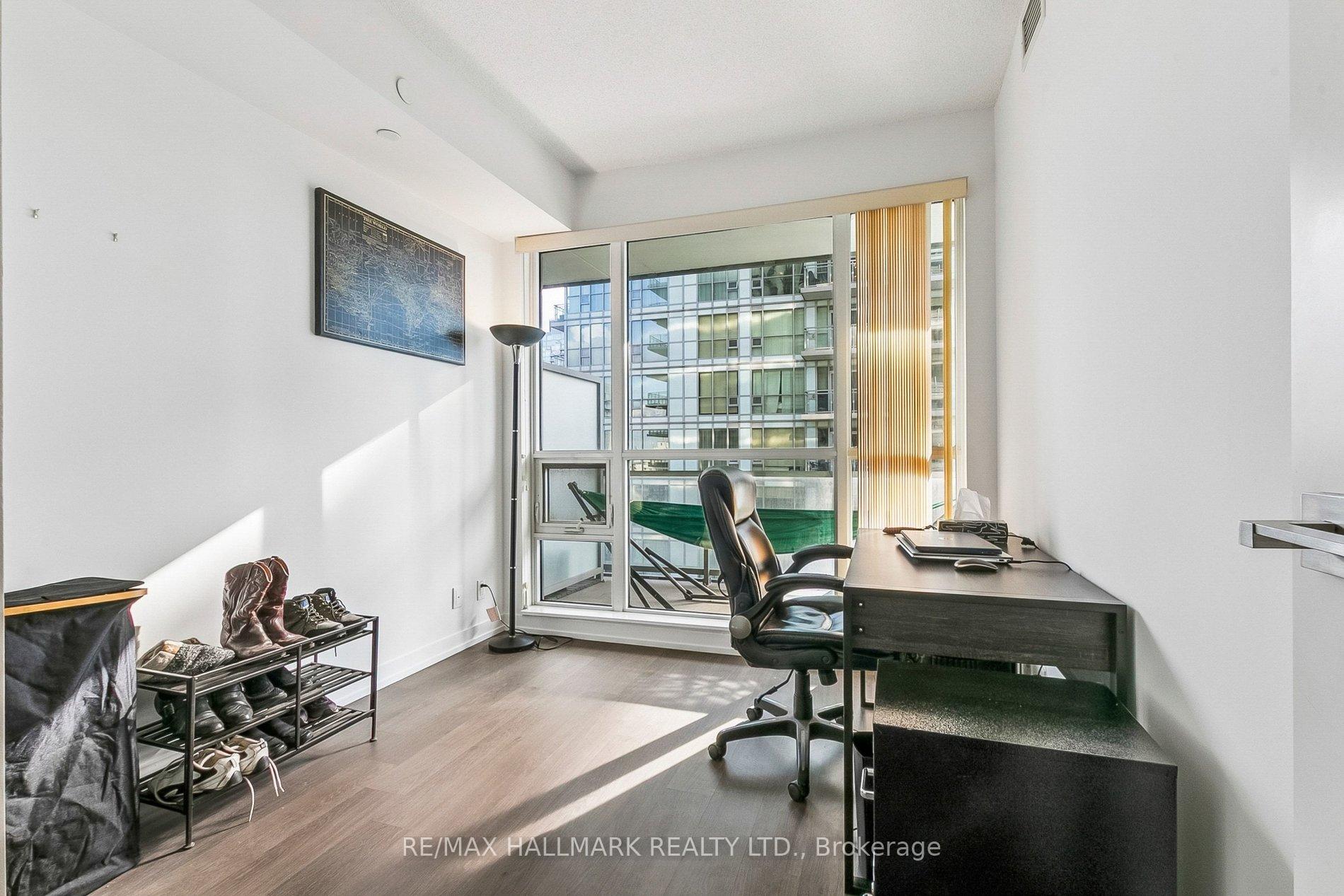Photo 26 of Unit 1212, 98 Lillian Street, Toronto, Mount Pleasant West — HOMEH