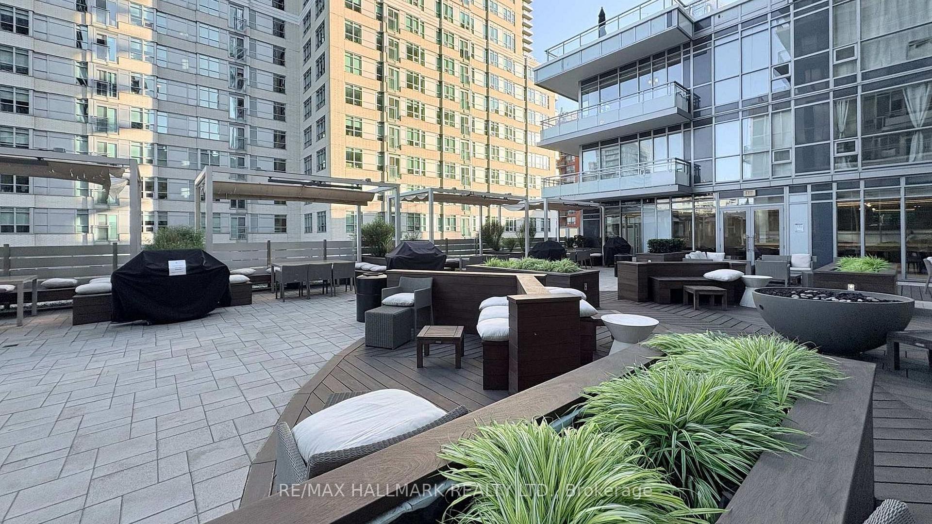 Photo 39 of Unit 1212, 98 Lillian Street, Toronto, Mount Pleasant West — HOMEH
