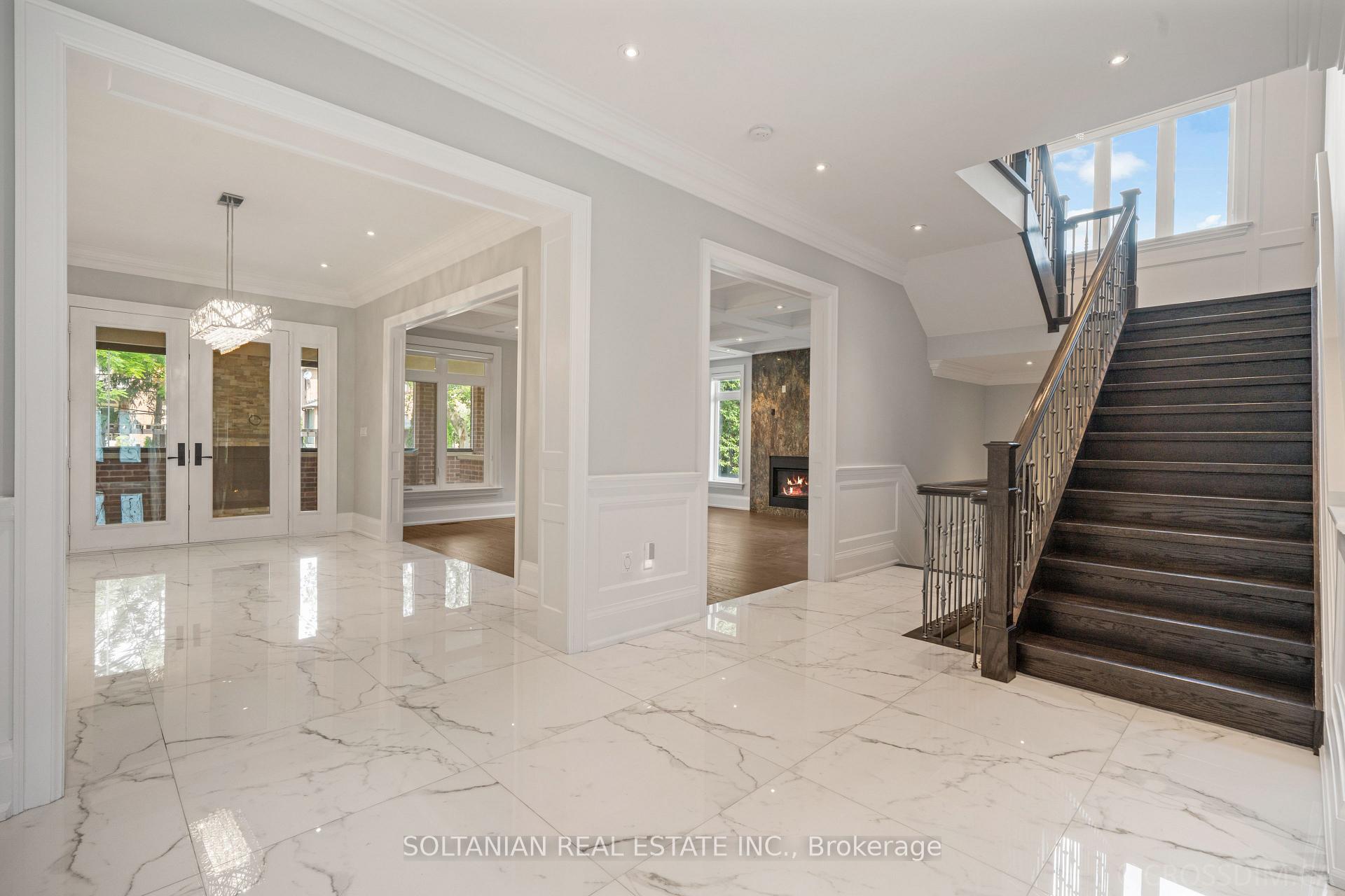 Photo 6 of 74 Yongehurst Road, Richmond Hill, North Richvale — HOMEH