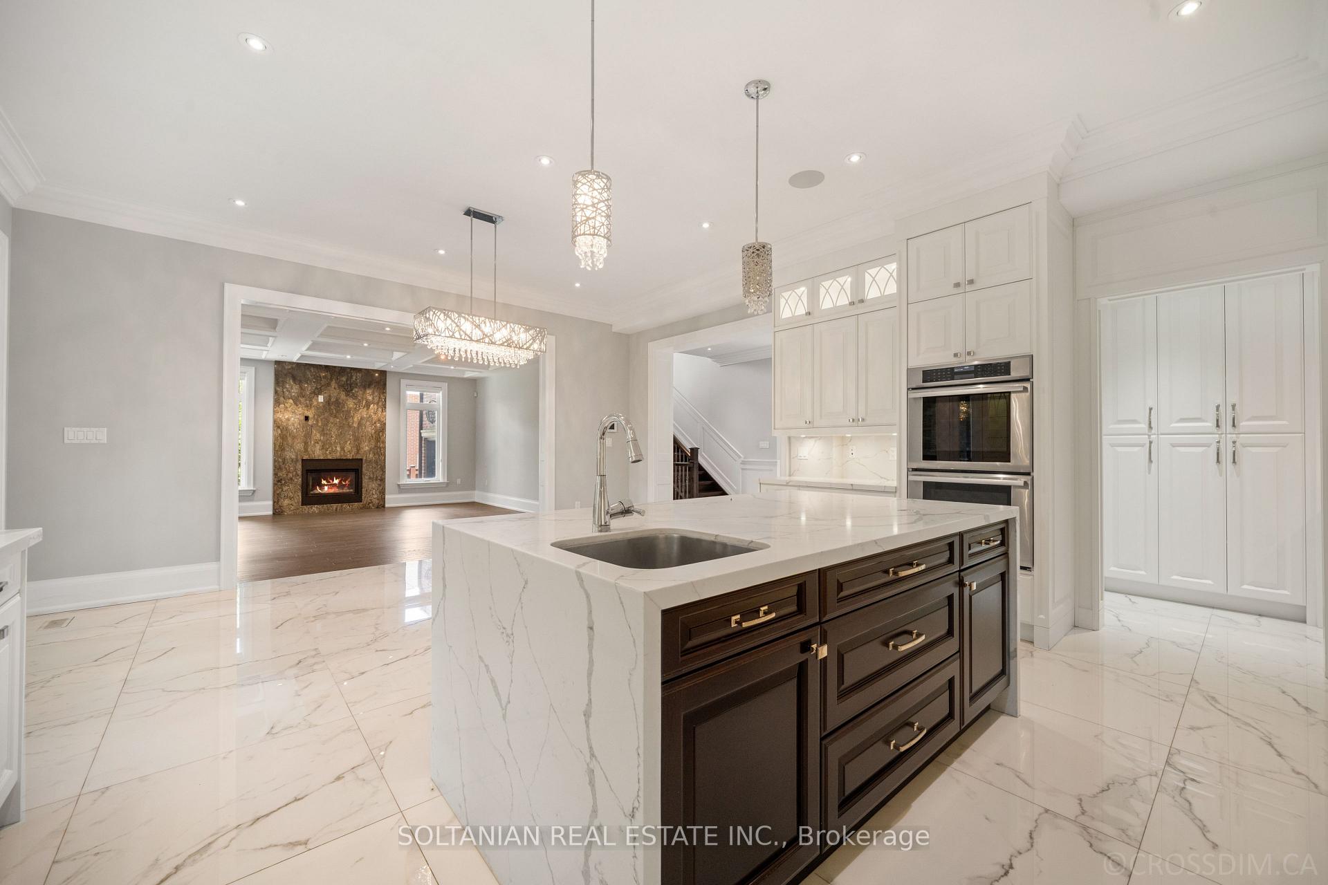 Photo 12 of 74 Yongehurst Road, Richmond Hill, North Richvale — HOMEH