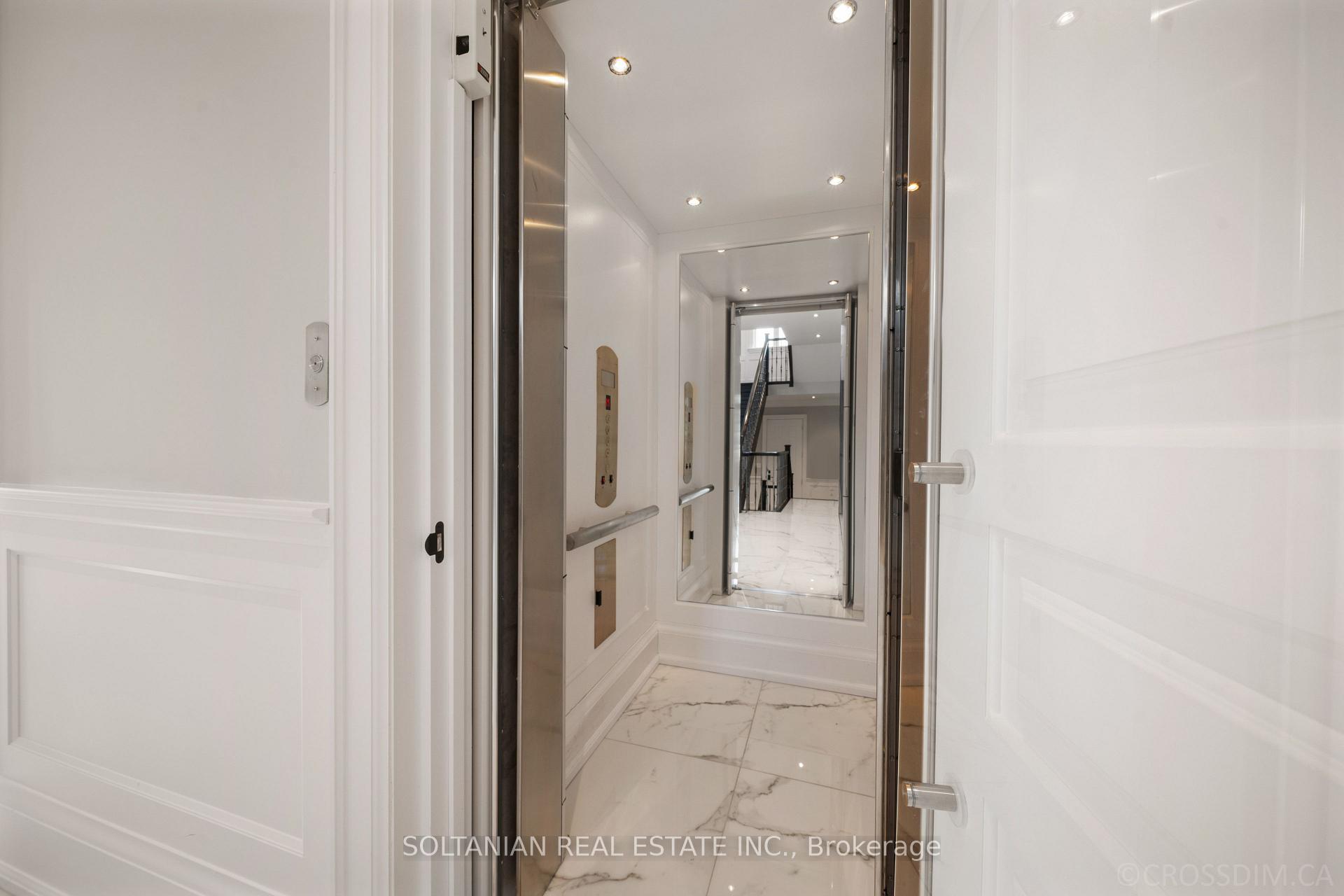 Photo 18 of 74 Yongehurst Road, Richmond Hill, North Richvale — HOMEH
