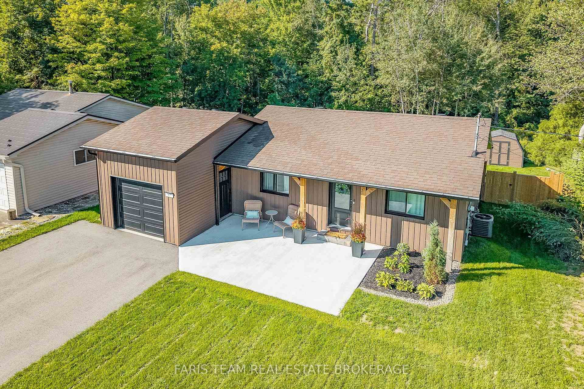 Photo 2 of 47 Sandsprings Crescent, Essa, Angus — HOMEH