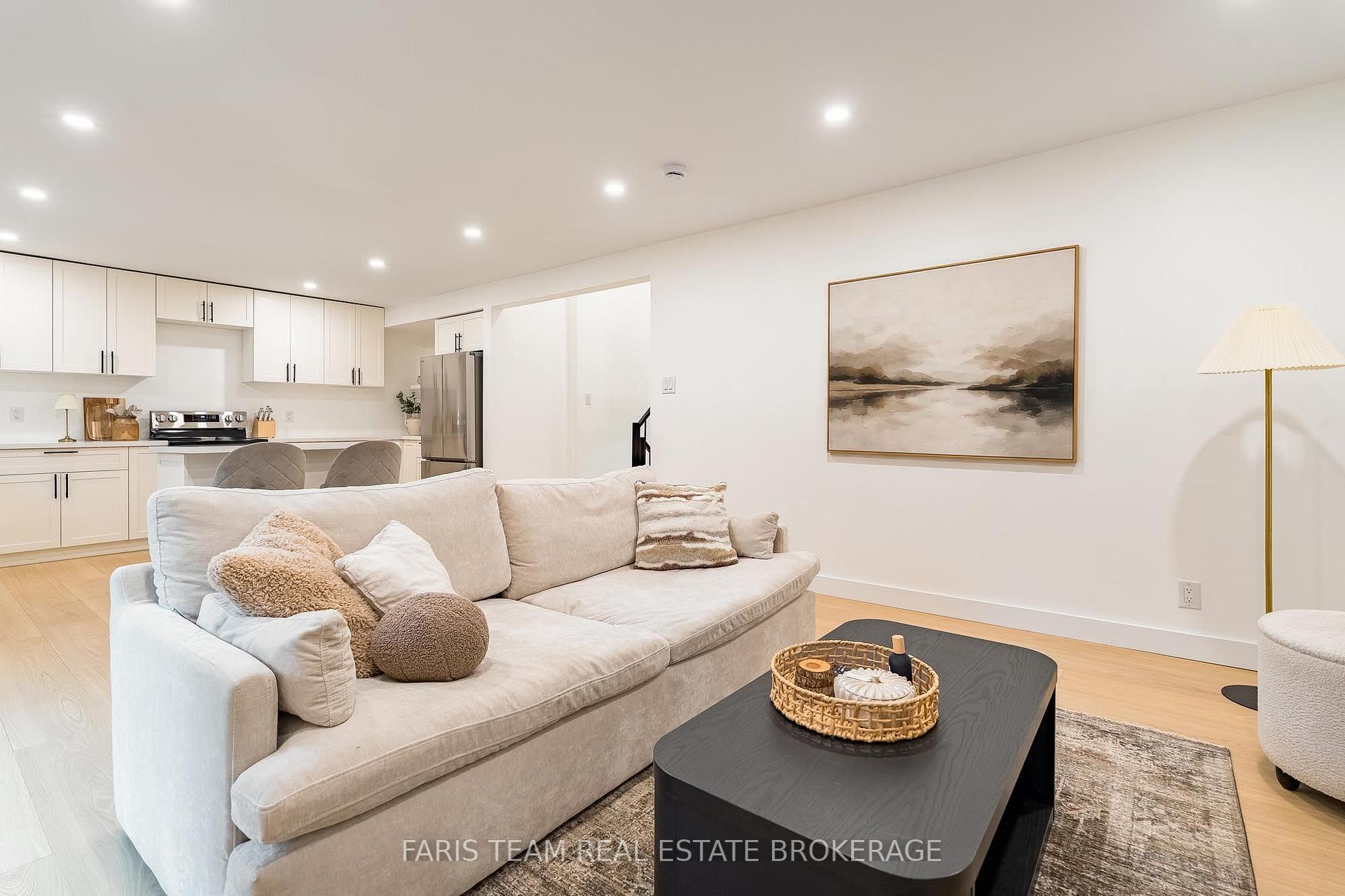 Photo 13 of 47 Sandsprings Crescent, Essa, Angus — HOMEH