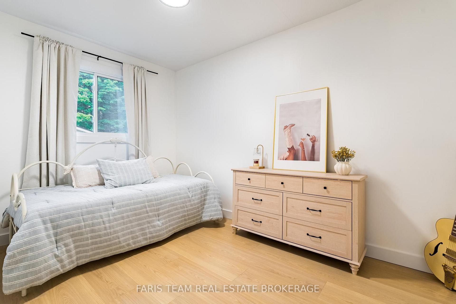 Photo 16 of 47 Sandsprings Crescent, Essa, Angus — HOMEH
