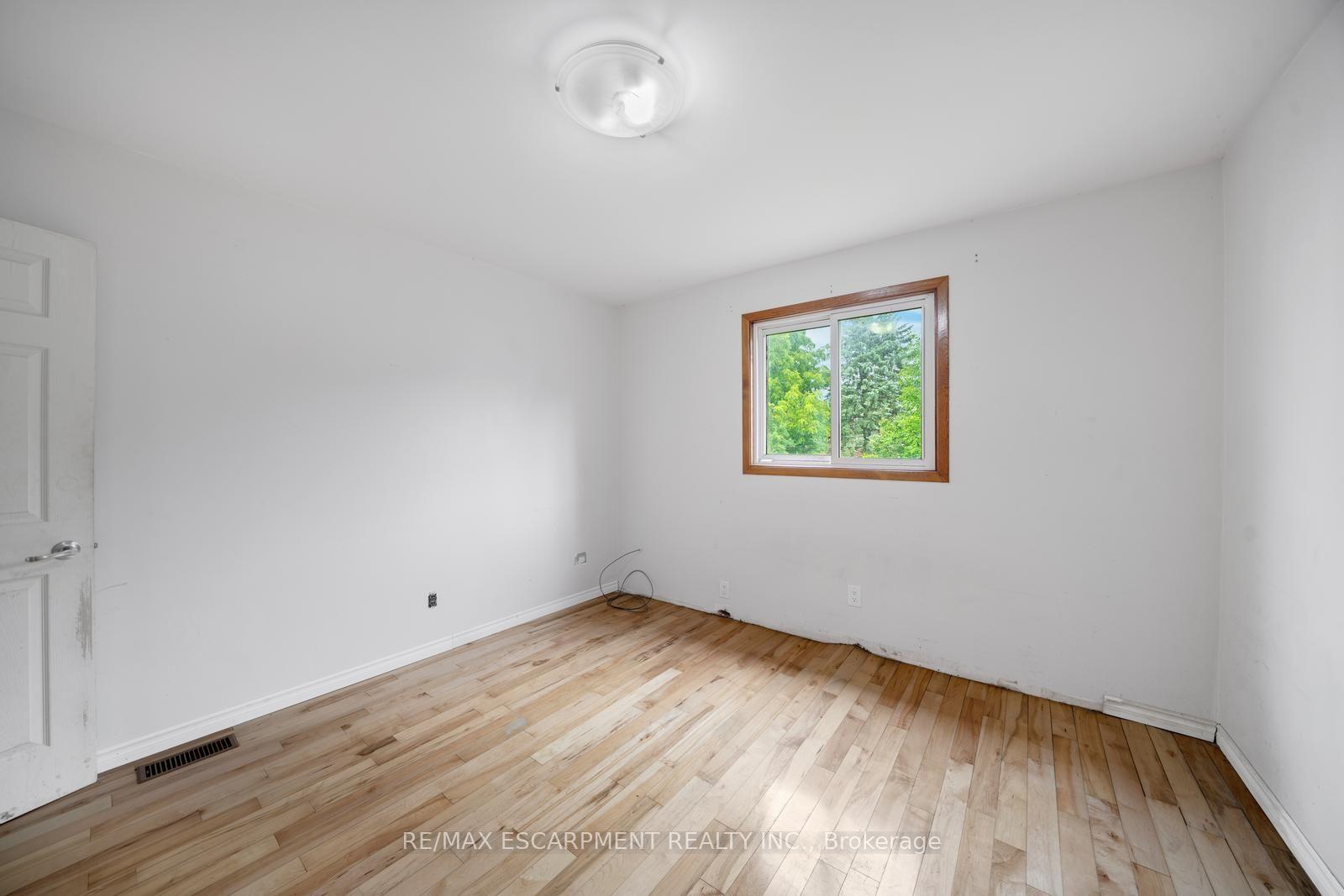 Photo 13 of 5 Elizabeth Street, Innisfil, Cookstown — HOMEH
