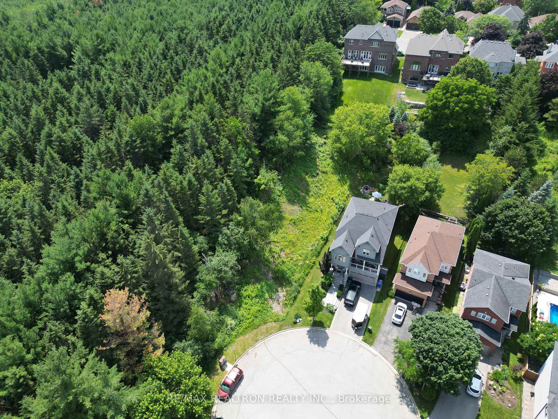 Photo 5 of 119 Stemmle Drive, Aurora, Aurora Highlands — HOMEH