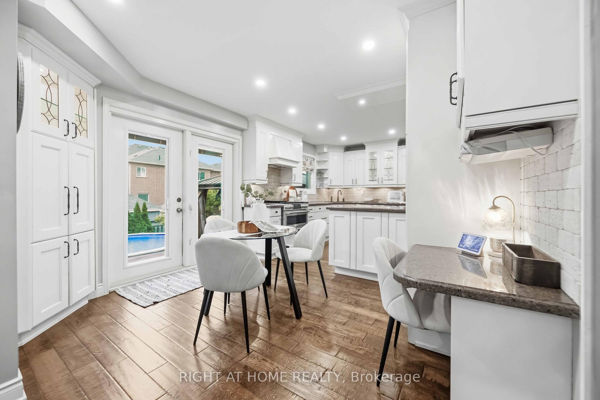 Photo 12 of 57 Morning Glory Crescent, Whitby, Rolling Acres — HOMEH