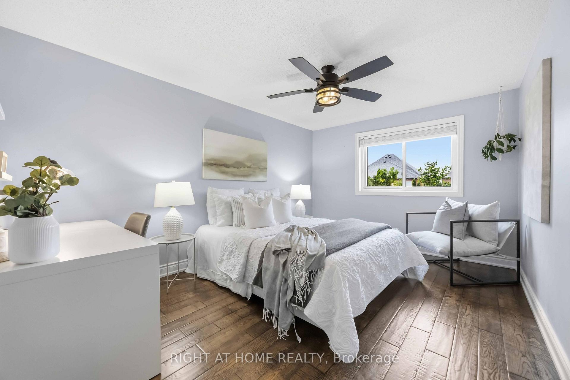 Photo 24 of 57 Morning Glory Crescent, Whitby, Rolling Acres — HOMEH