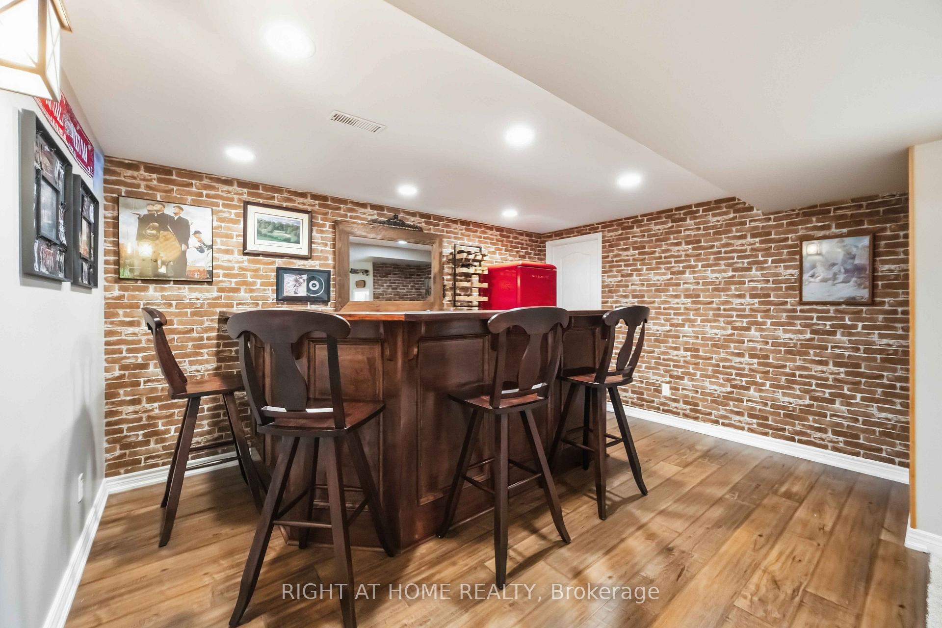Photo 29 of 57 Morning Glory Crescent, Whitby, Rolling Acres — HOMEH