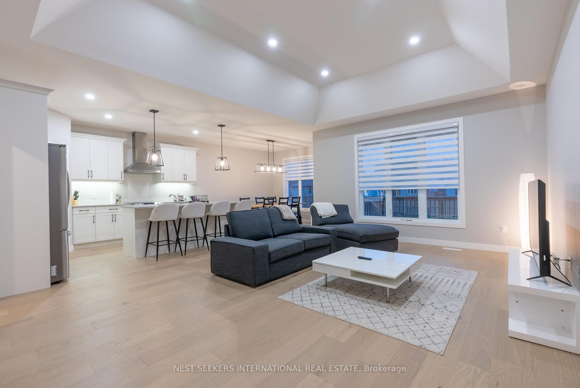 Photo 2 of 144 Foxborough Place, Thames Centre, Thorndale — HOMEH