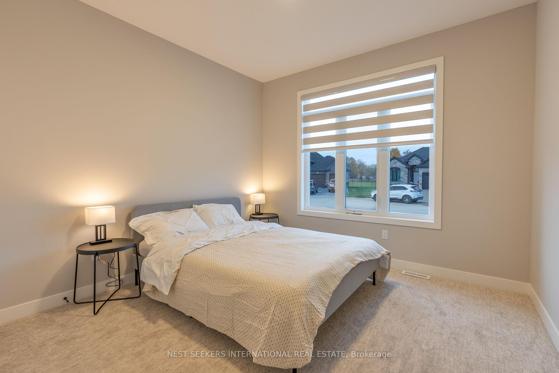Photo 5 of 144 Foxborough Place, Thames Centre, Thorndale — HOMEH