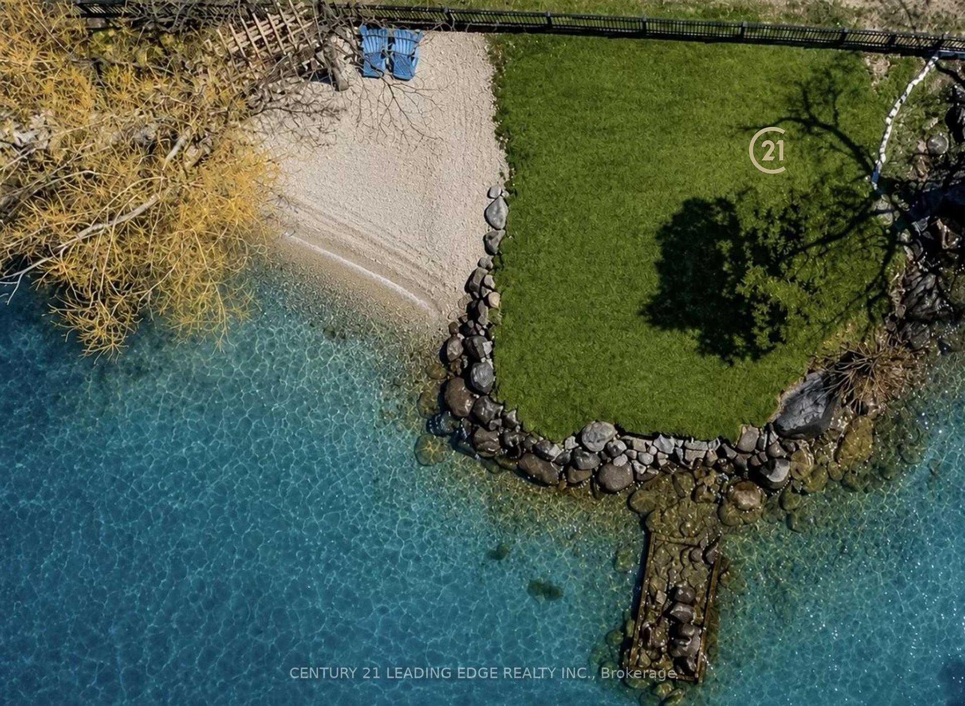 Photo 9 of 415 Lake Drive E, Georgina, Historic Lakeshore Communities — HOMEH