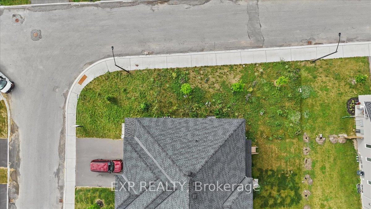 Photo 46 of 70 Eastwood Drive, Carleton Place, Carleton Place — HOMEH