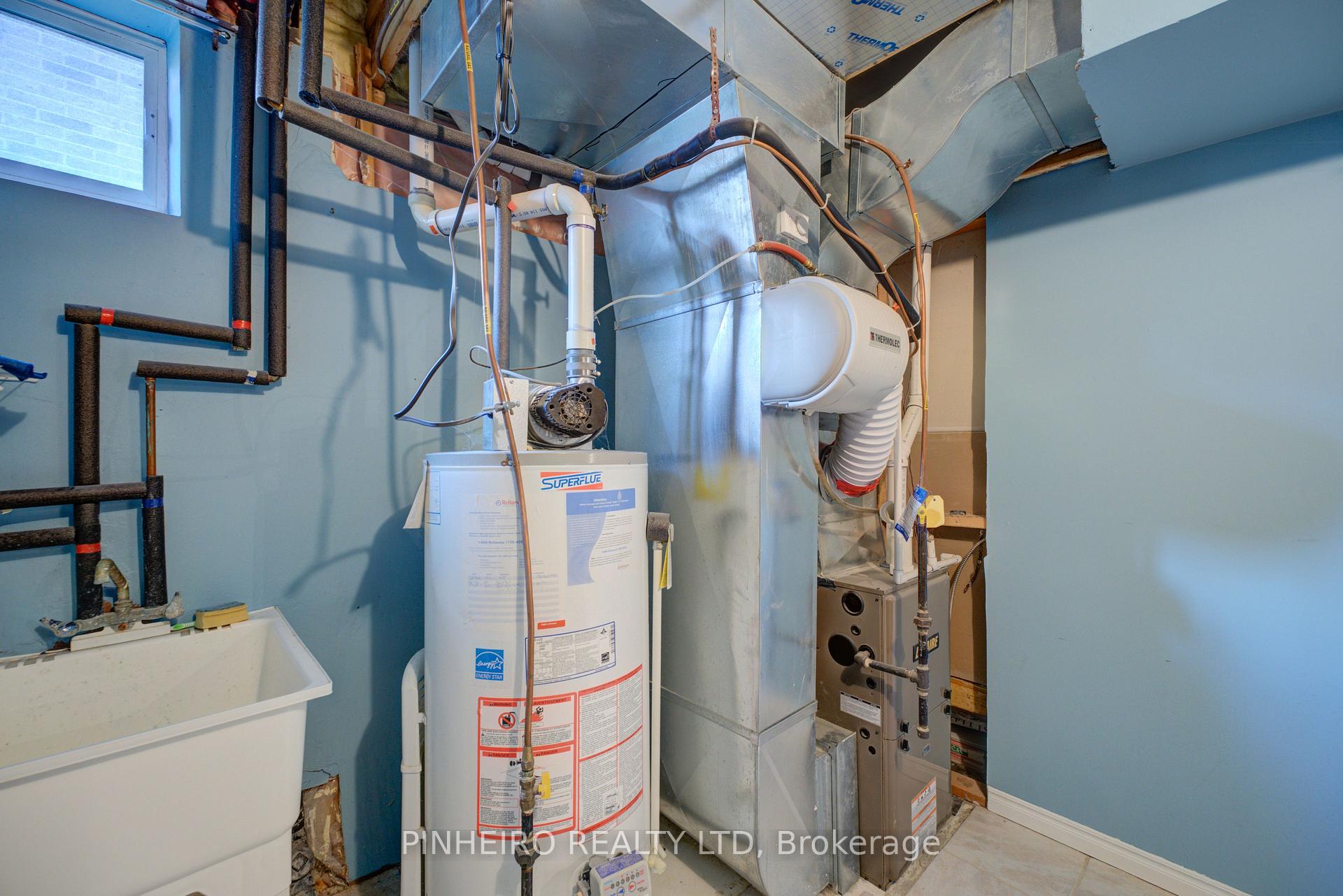 Photo 33 of 42 Hickory Boulevard W, Strathroy-Caradoc, SE — HOMEH