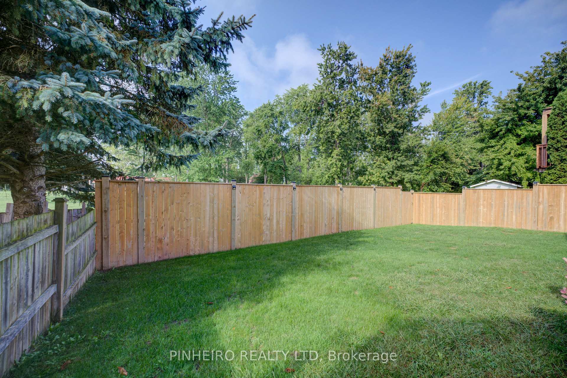 Photo 41 of 42 Hickory Boulevard W, Strathroy-Caradoc, SE — HOMEH