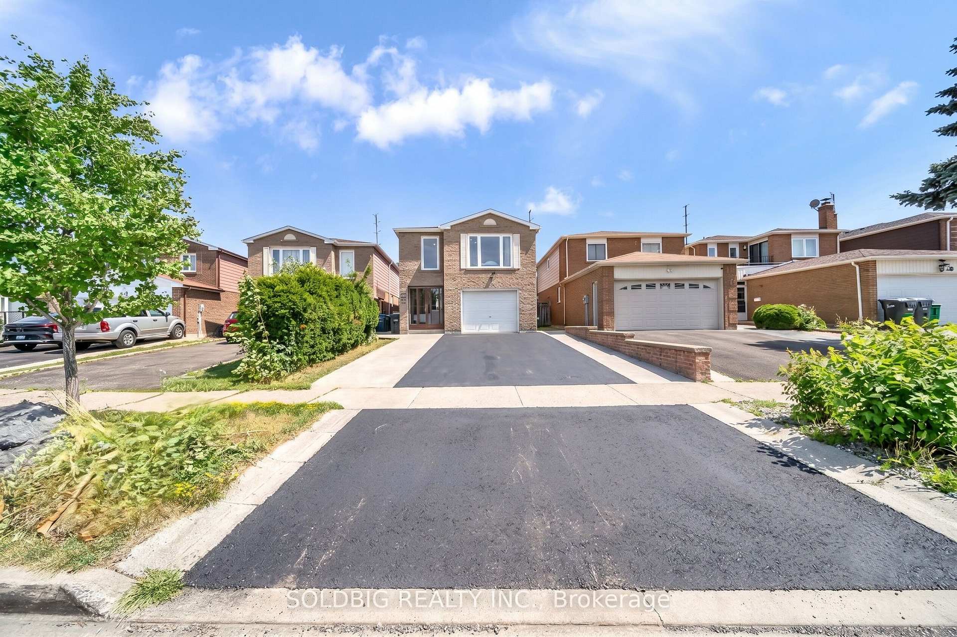 Photo 1 of 76 Banting Crescent, Brampton, Fletcher's West — HOMEH
