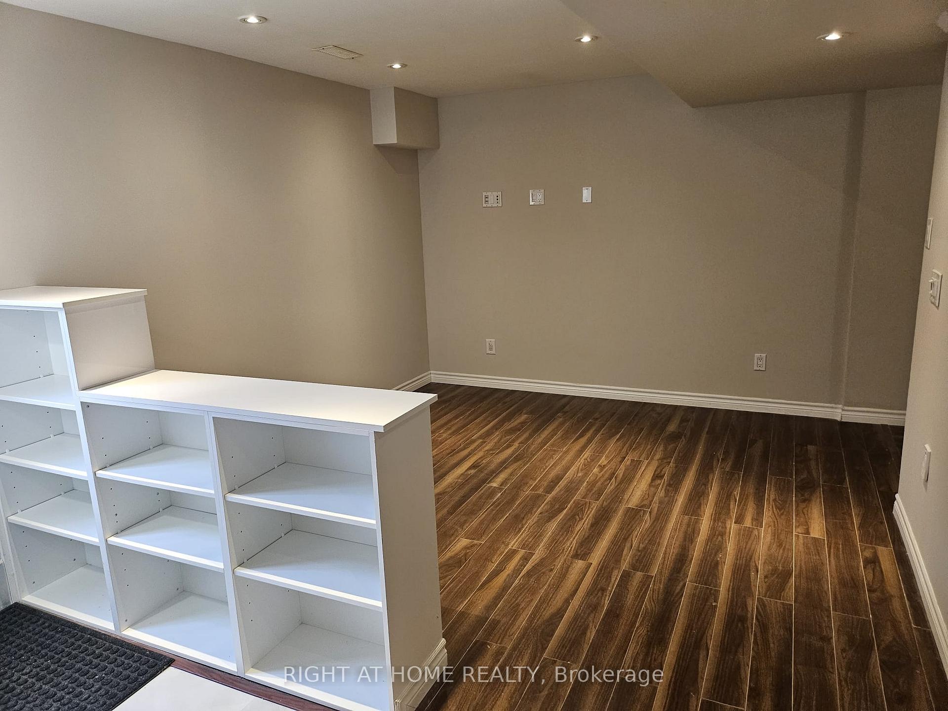 Photo 12 of Unit Basement, 58 Stemmle Drive, Aurora, Aurora Highlands — HOMEH
