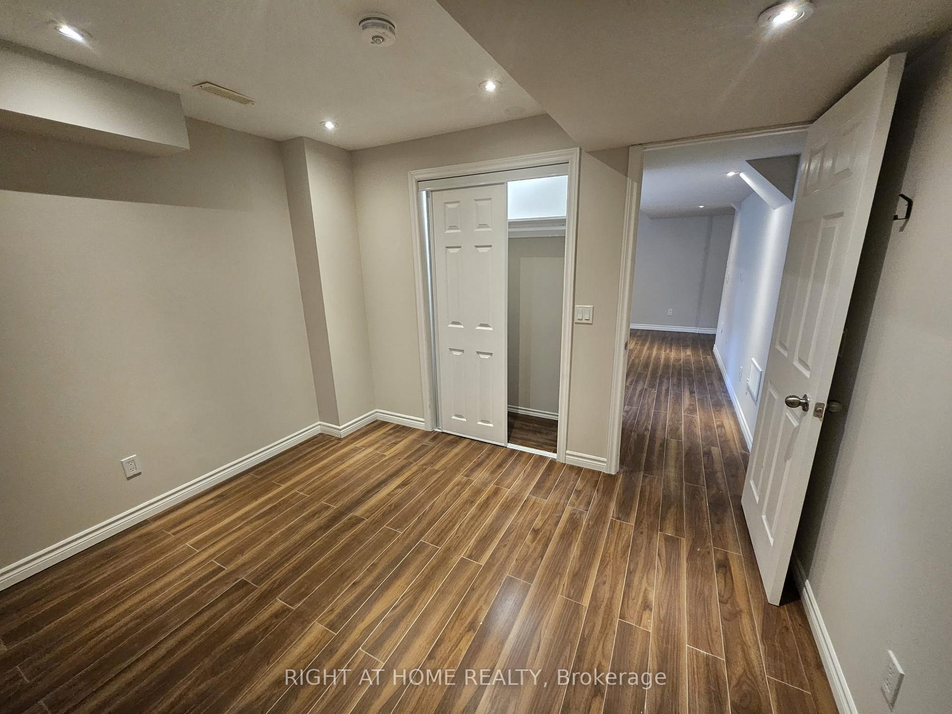Photo 13 of Unit Basement, 58 Stemmle Drive, Aurora, Aurora Highlands — HOMEH