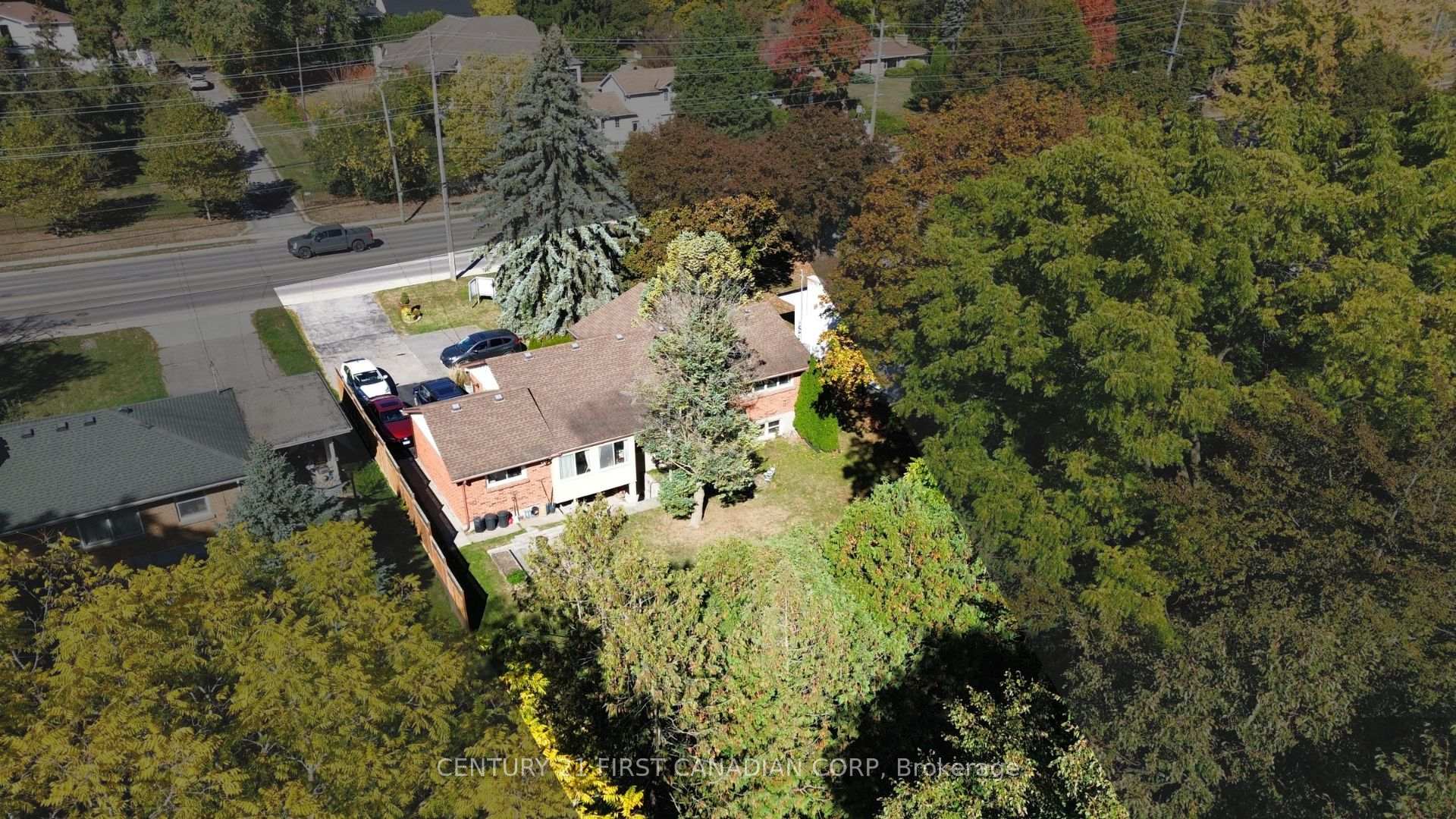 Photo 3 of 296 Sarnia Road, London, North K — HOMEH