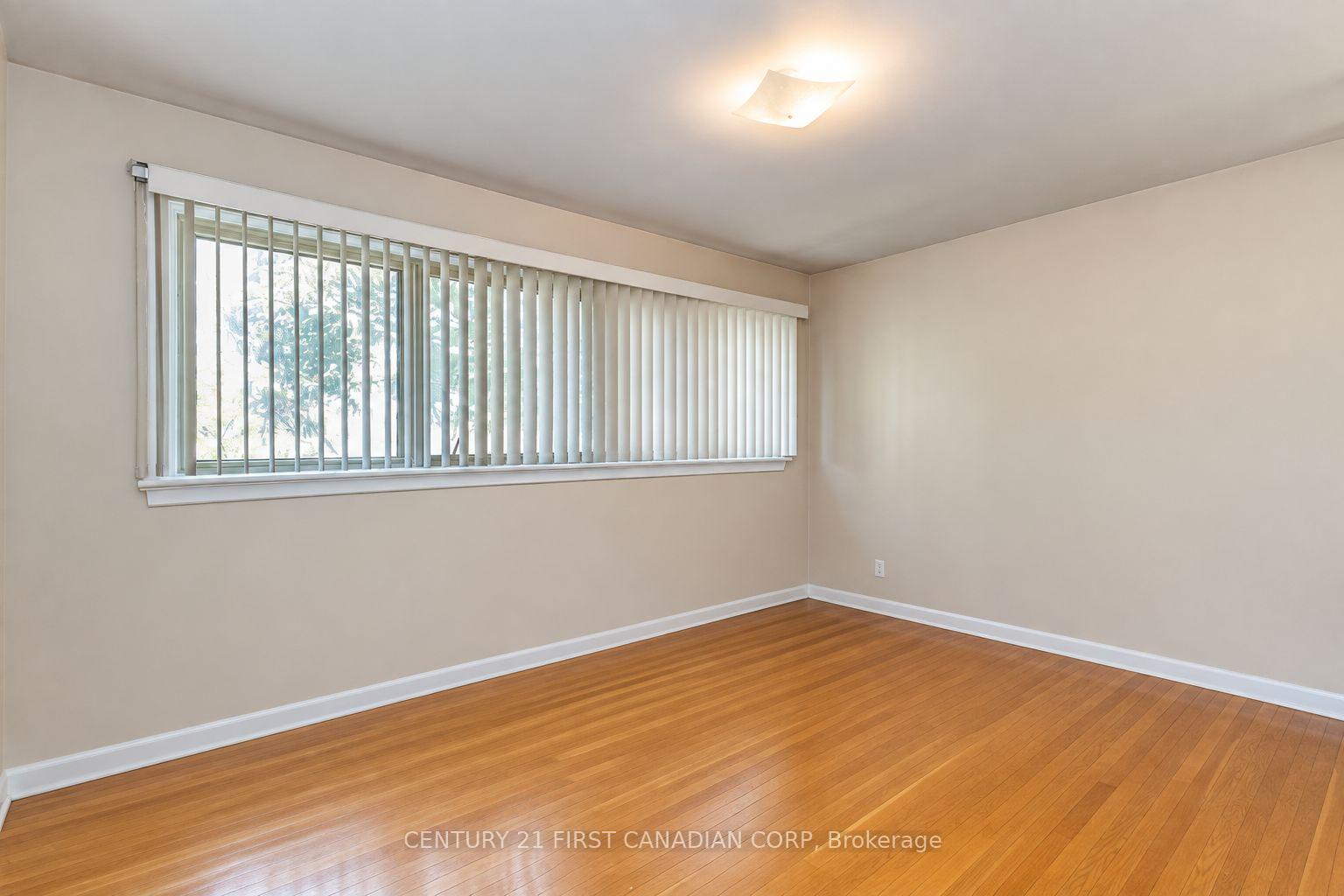 Photo 8 of 296 Sarnia Road, London, North K — HOMEH