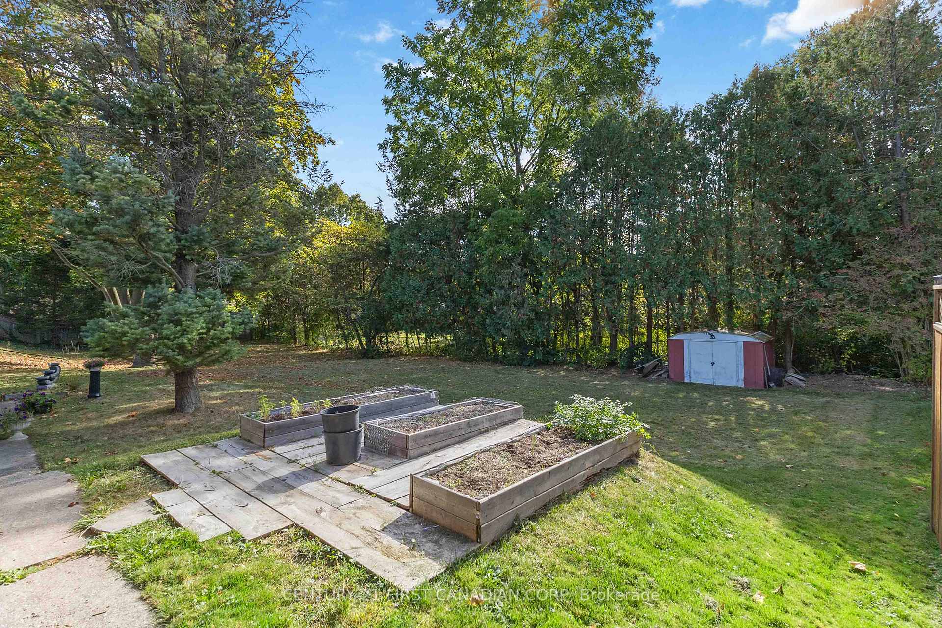 Photo 13 of 296 Sarnia Road, London, North K — HOMEH