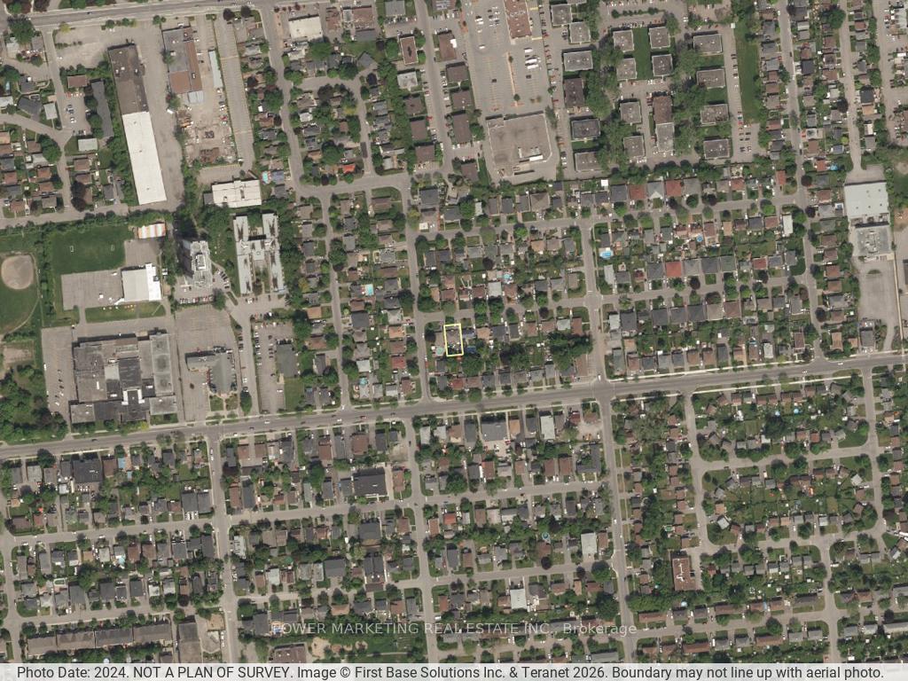 Photo 5 of 320 Fullerton Avenue, Ottawa, Overbrook/Castle Heights — HOMEH