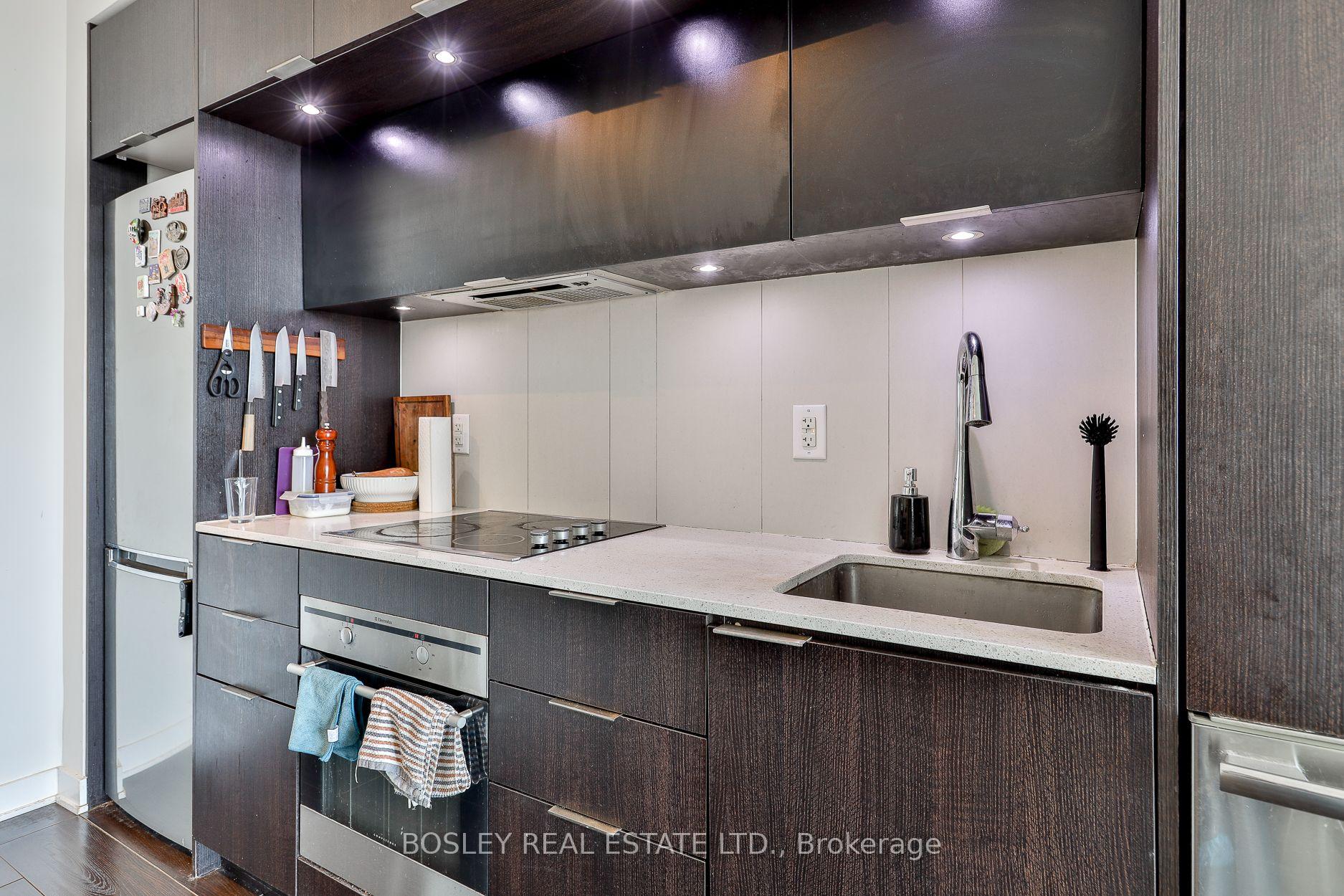 Photo 12 of Unit 2104, 170 Sumach Street, Toronto, Regent Park — HOMEH