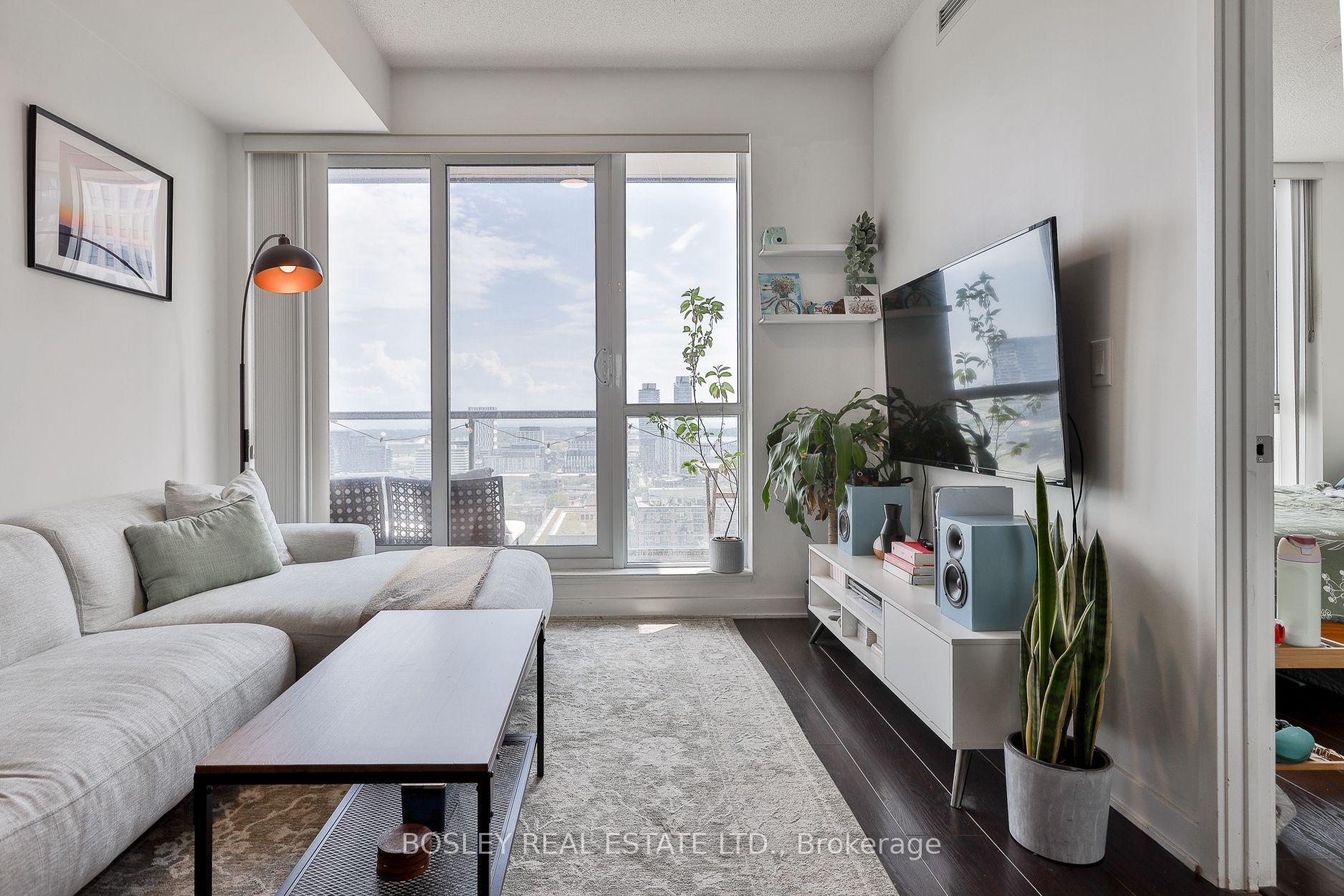 Photo 18 of Unit 2104, 170 Sumach Street, Toronto, Regent Park — HOMEH