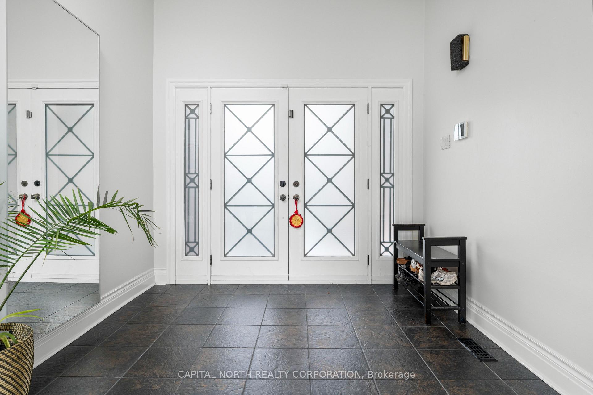 Photo 4 of 56 Ellis Avenue, King, Nobleton — HOMEH