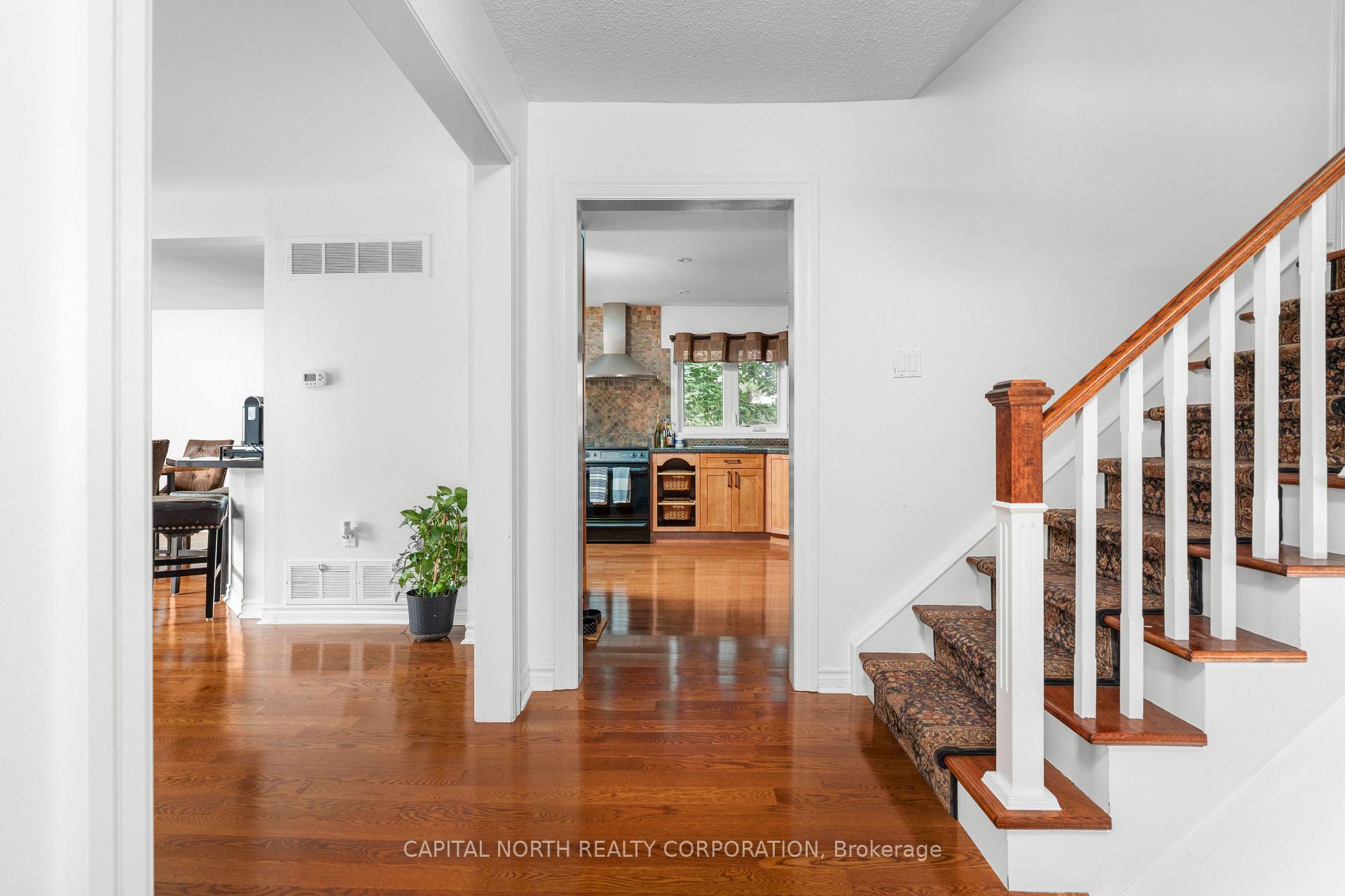 Photo 8 of 56 Ellis Avenue, King, Nobleton — HOMEH