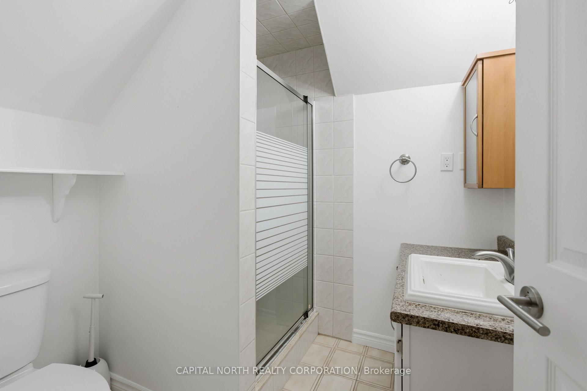 Photo 42 of 56 Ellis Avenue, King, Nobleton — HOMEH