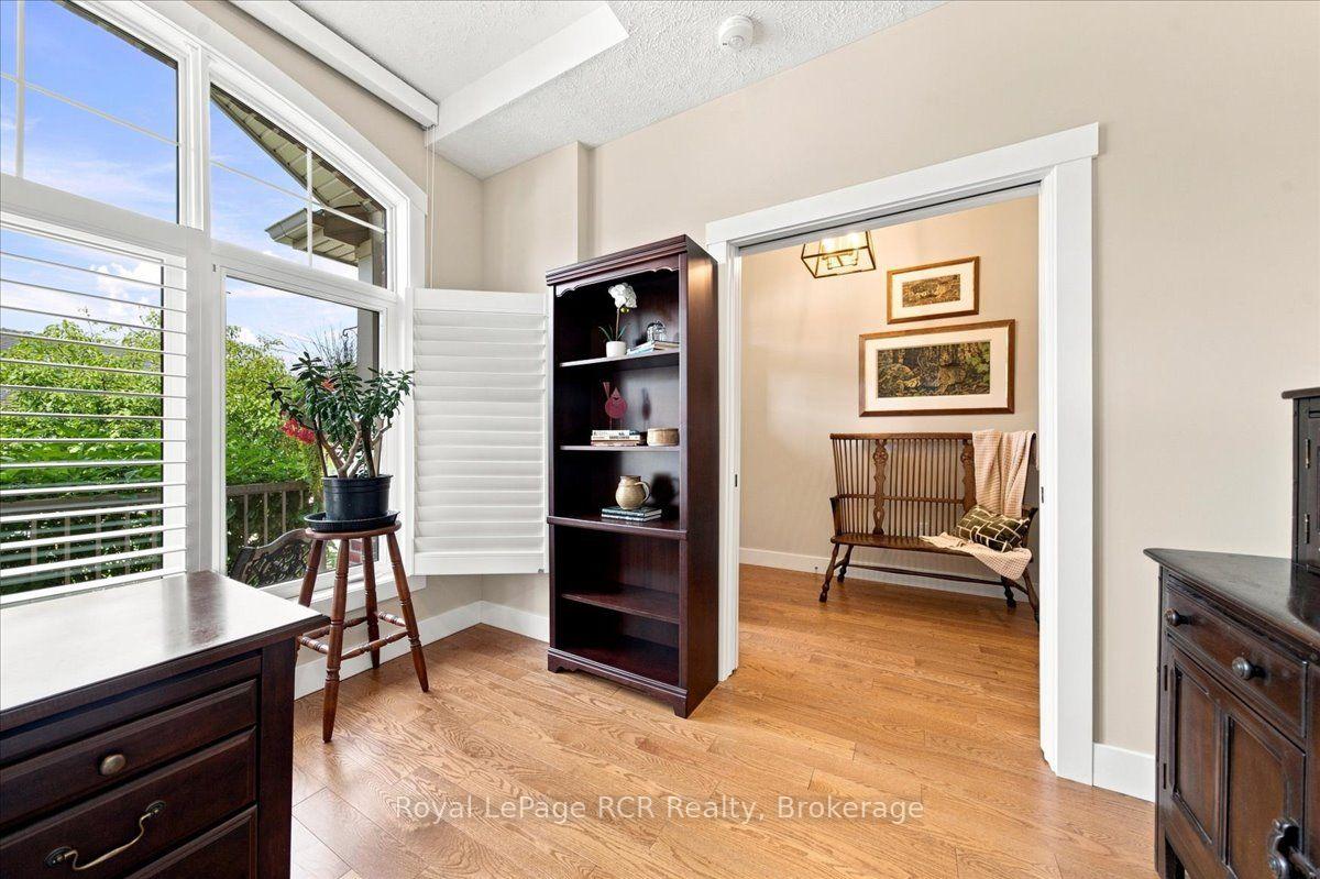 Photo 10 of 323 5th Avenue W, Owen Sound — HOMEH