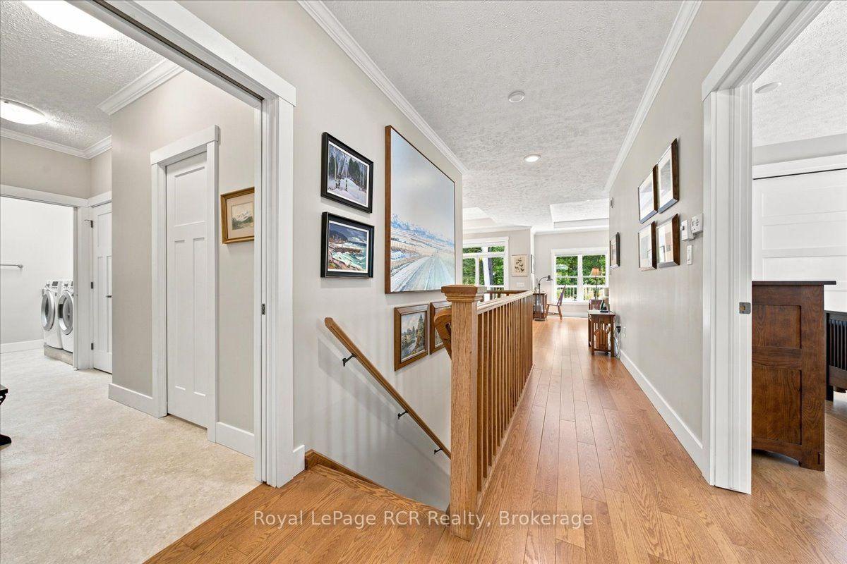 Photo 11 of 323 5th Avenue W, Owen Sound — HOMEH