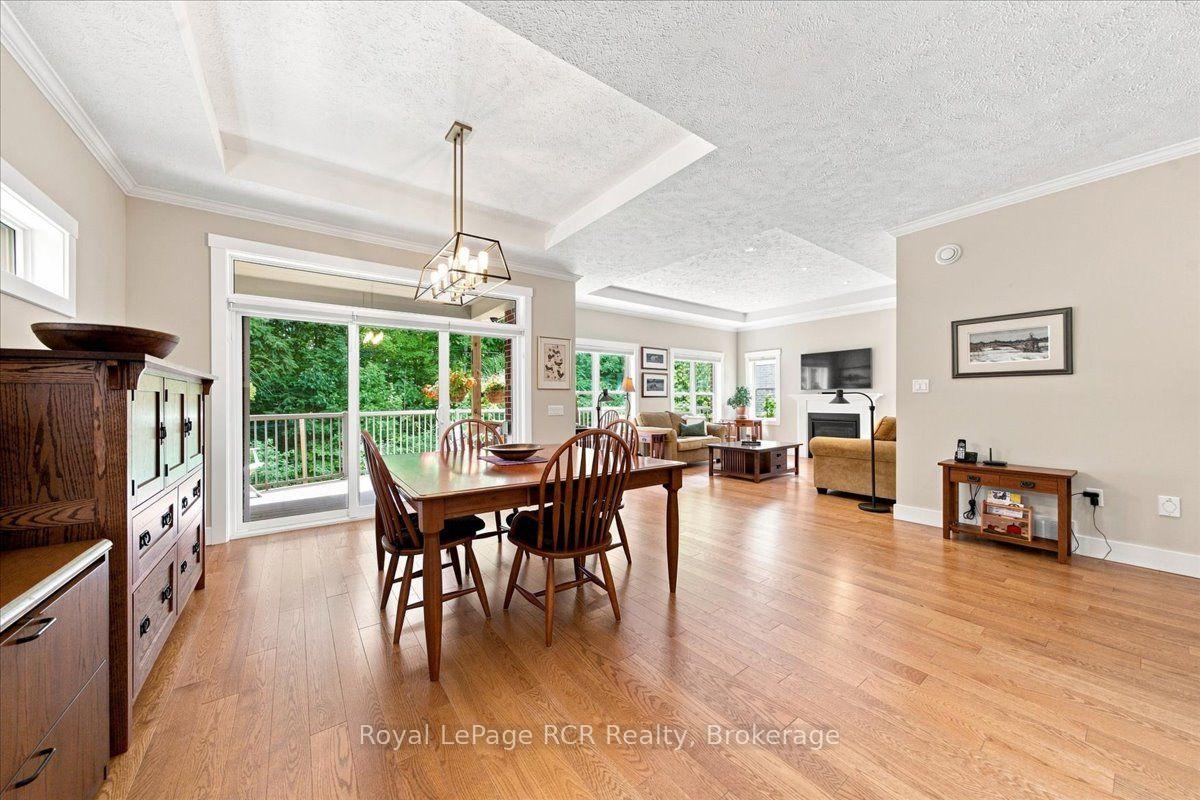 Photo 24 of 323 5th Avenue W, Owen Sound — HOMEH