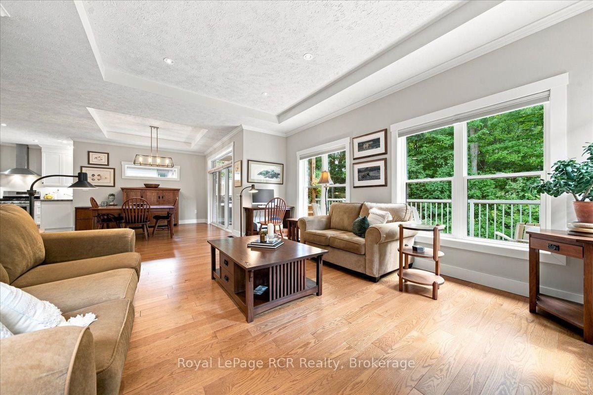 Photo 29 of 323 5th Avenue W, Owen Sound — HOMEH