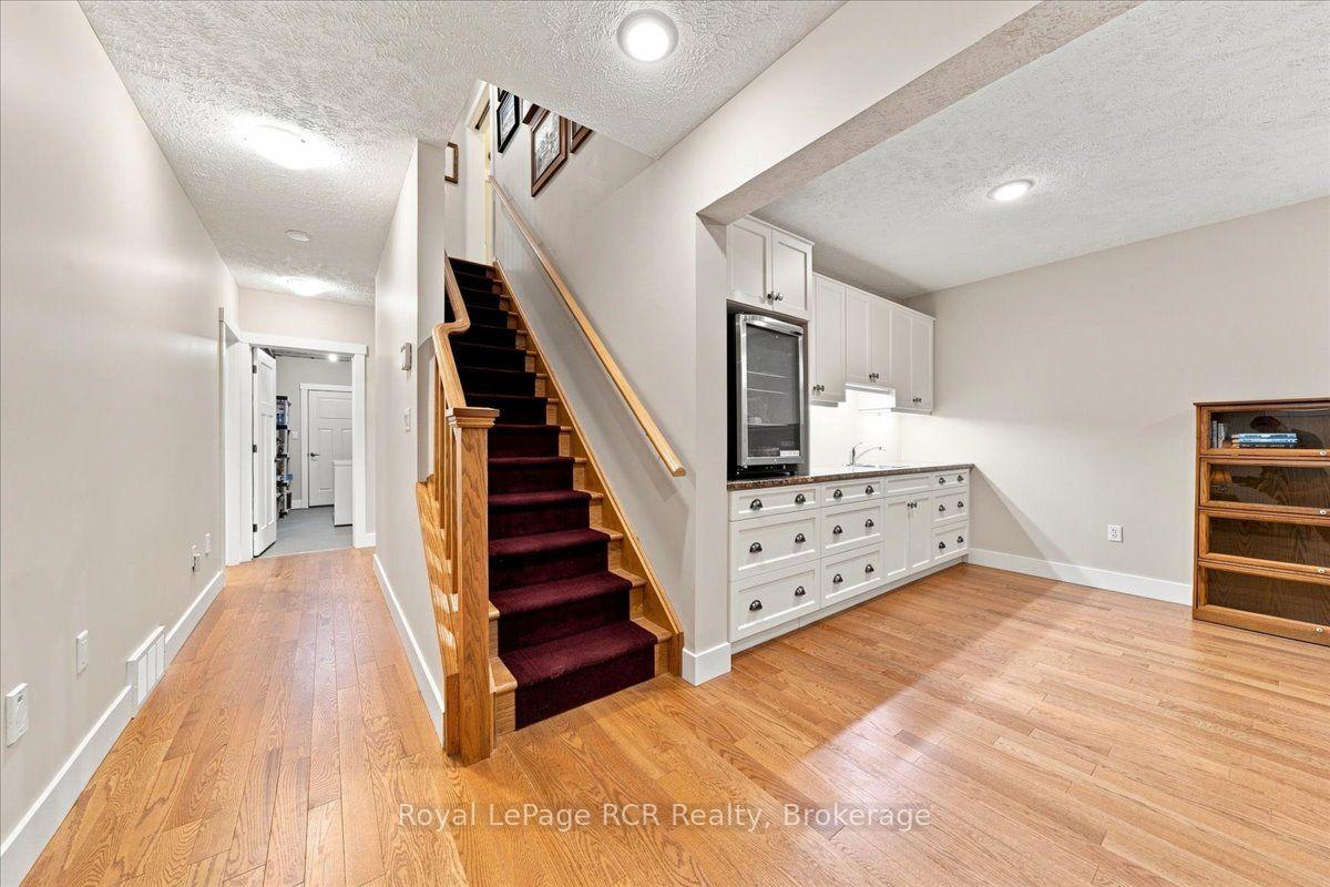 Photo 30 of 323 5th Avenue W, Owen Sound — HOMEH