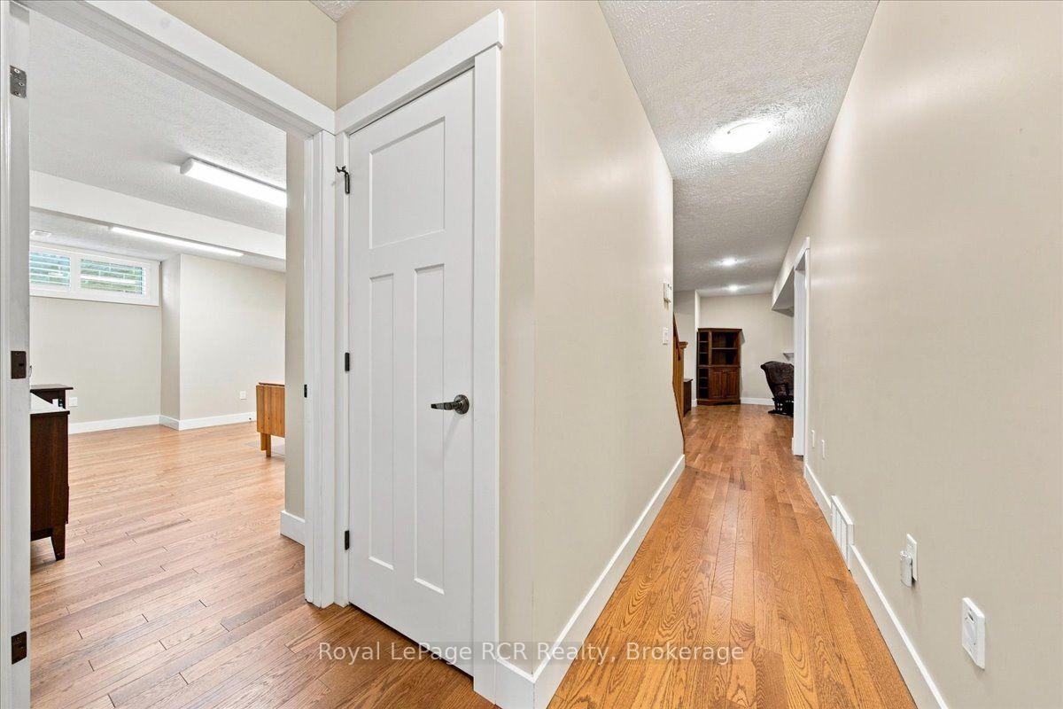 Photo 44 of 323 5th Avenue W, Owen Sound — HOMEH
