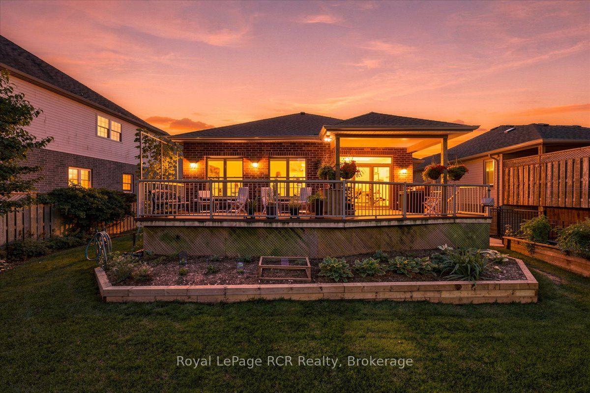 Photo 47 of 323 5th Avenue W, Owen Sound — HOMEH