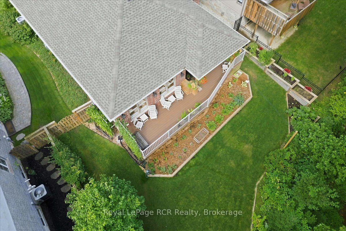 Photo 56 of 323 5th Avenue W, Owen Sound — HOMEH