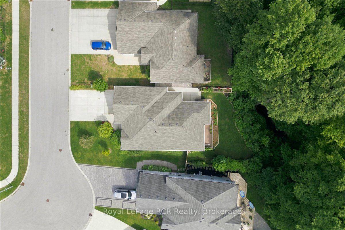Photo 57 of 323 5th Avenue W, Owen Sound — HOMEH