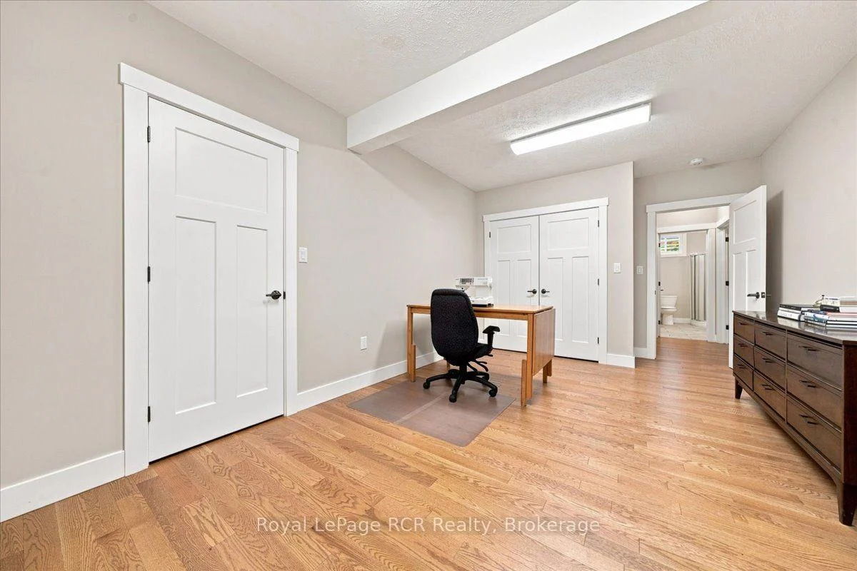 Photo 52 of 323 5th Avenue W, Owen Sound — HOMEH