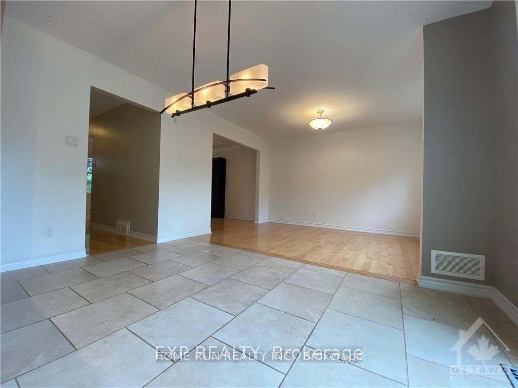 Photo 7 of 34 Brockington Crescent, Ottawa, Tanglewood — HOMEH