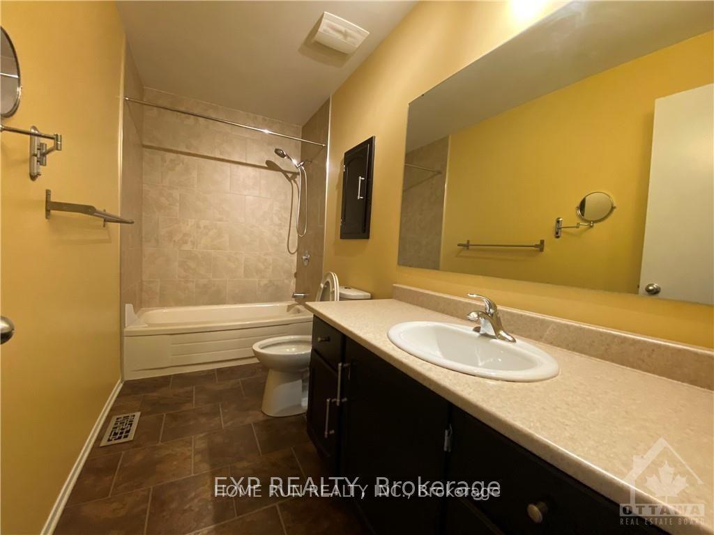 Photo 18 of 34 Brockington Crescent, Ottawa, Tanglewood — HOMEH