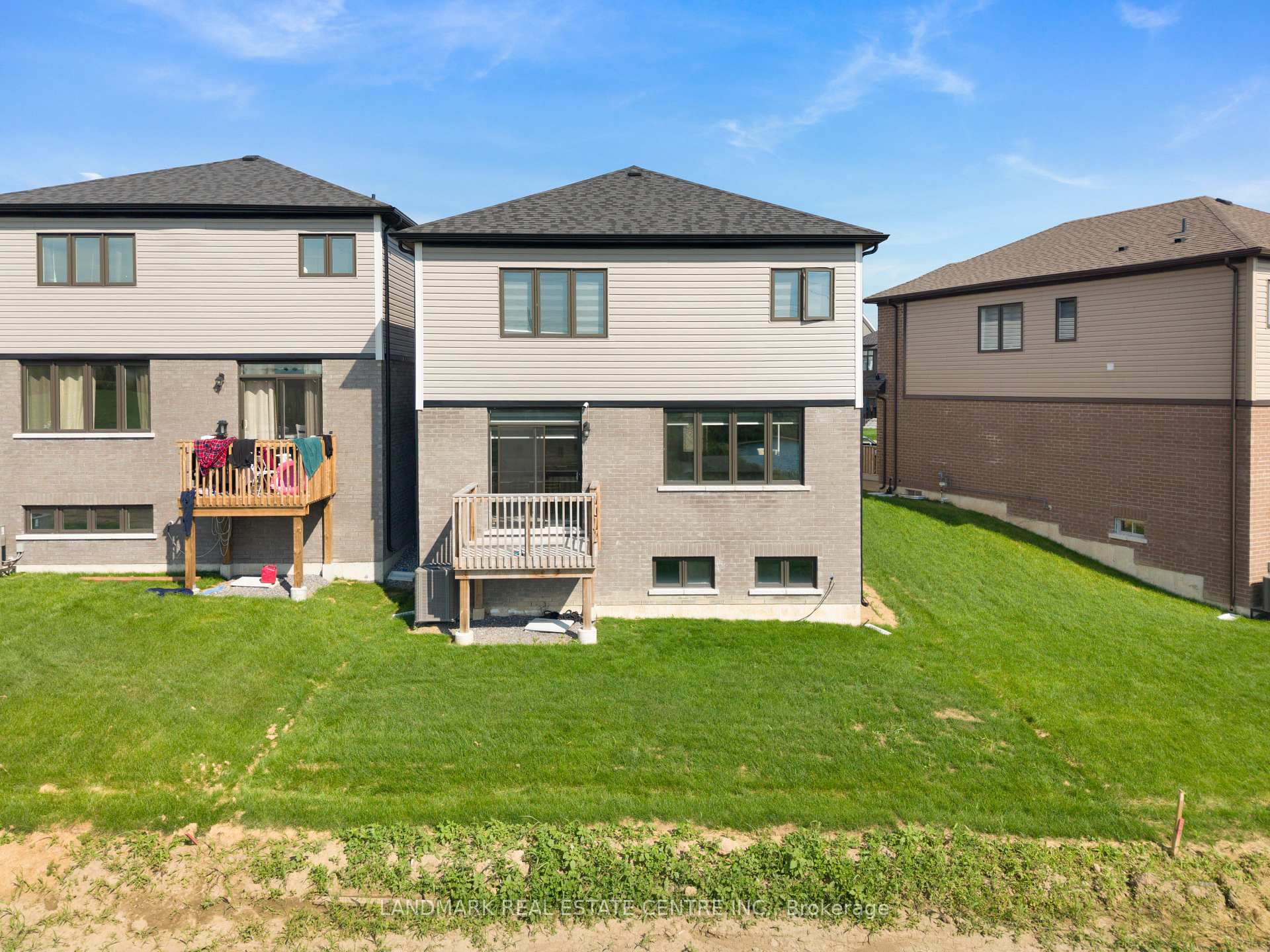 Photo 42 of 209 Velvet Way, Thorold, Rolling Meadows — HOMEH
